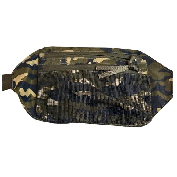 Isaac Mizrahi backpack AND detachable belt bag EUC! - Picture 10 of 15